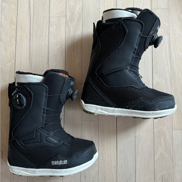 ThirtyTwo Women’s TM-2 Double Boa Snowboard Boot - Picture 4 of 6